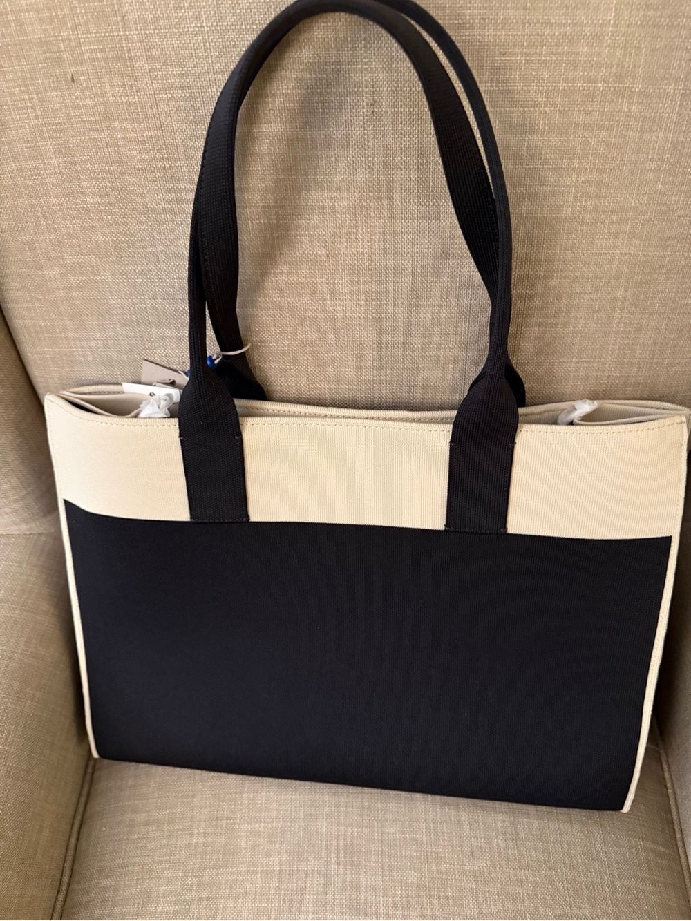 New Rothy’s The Classic Tote Luna MSRP $279 - Picture 2 of 5